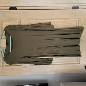Green Express dress. Size M.